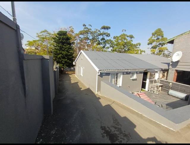 3 BEDROOM HOUSE FOR SALE IN STONEBRIDGE
